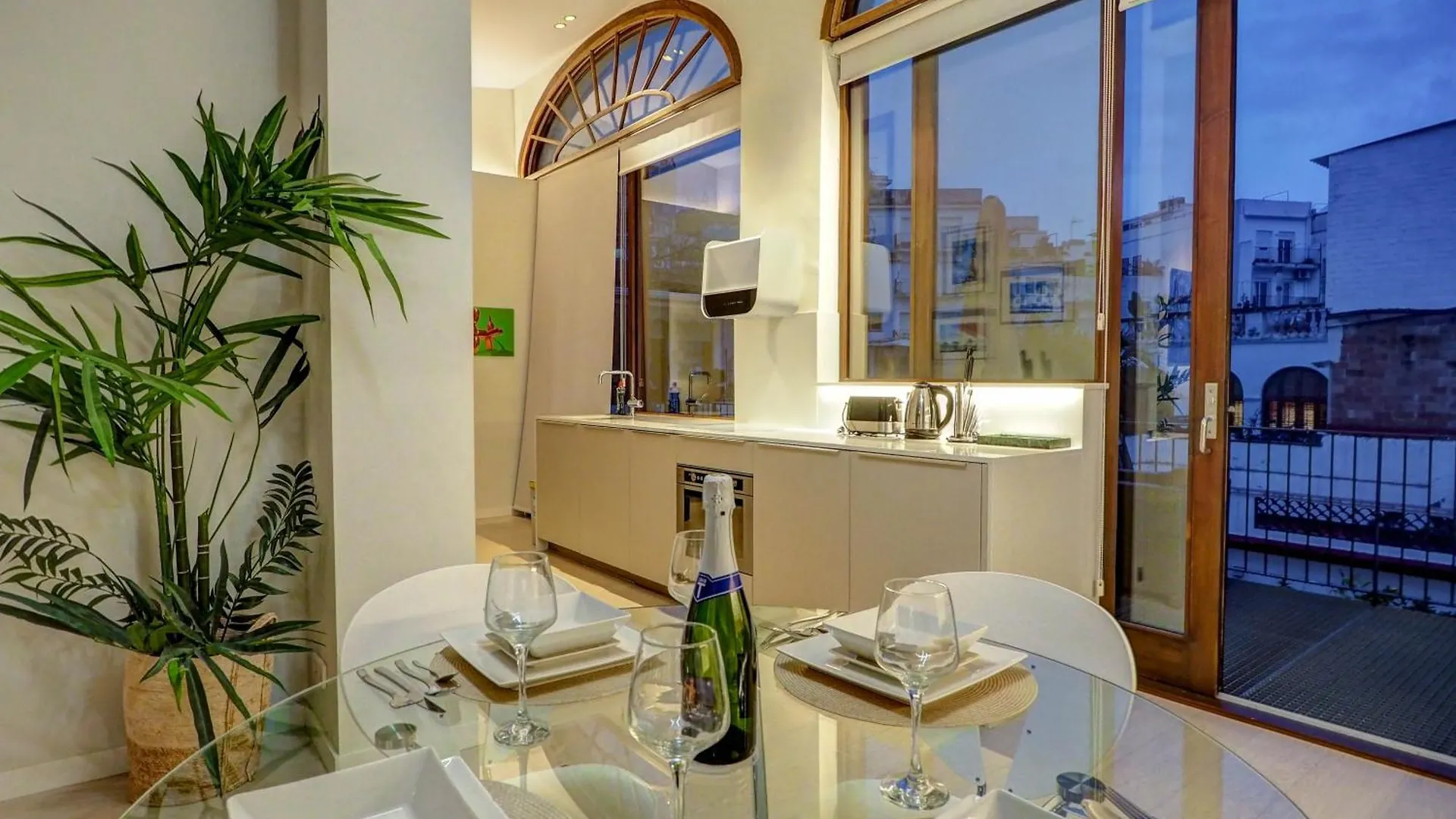 En Vogue By Hello Homes Sitges