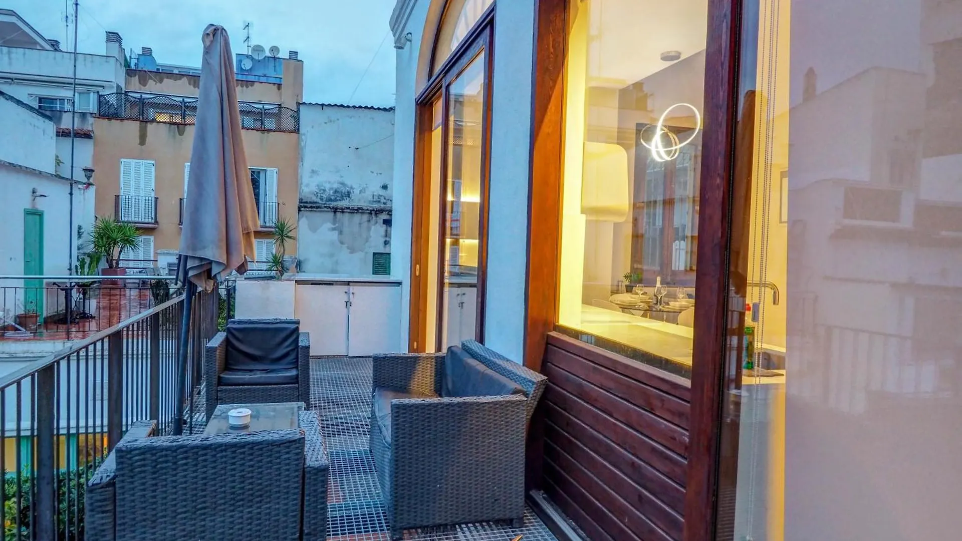 En Vogue By Hello Homes Sitges